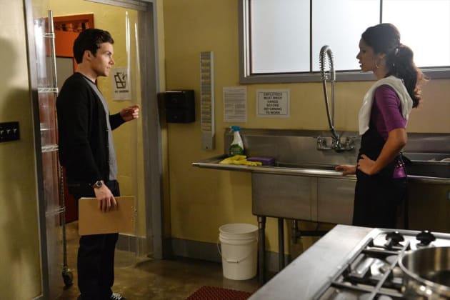 Checking In - Pretty Little Liars Season 5 Episode 19