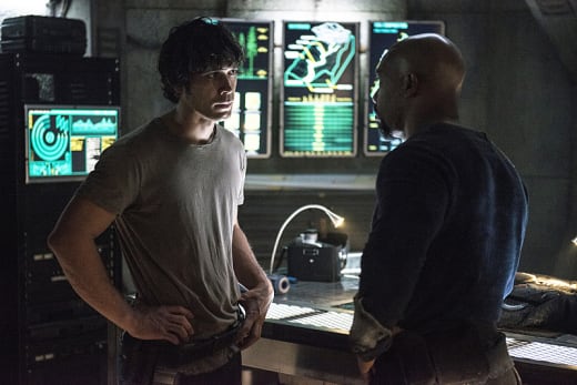 Bellamy and Pike Talk - The 100 Temporada 3 Episodio 5