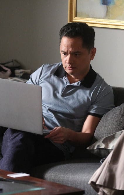 Henry Researches - Good Girls Season 3 Episode 10