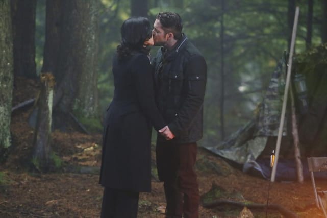 True Love's Kiss - Once Upon a Time Season 4 Episode 10