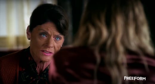 PLL 7x08 Screengrab 4