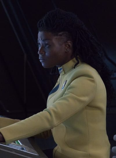 At the Comm - Star Trek: Discovery Season 4 Episode 2