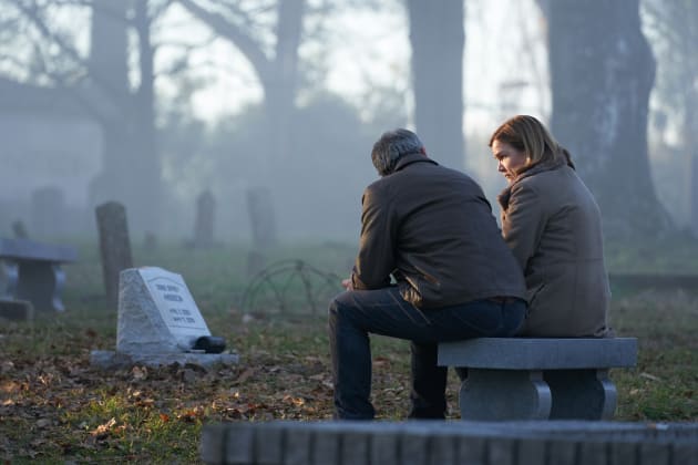 A Couple in Crisis - The Outsider