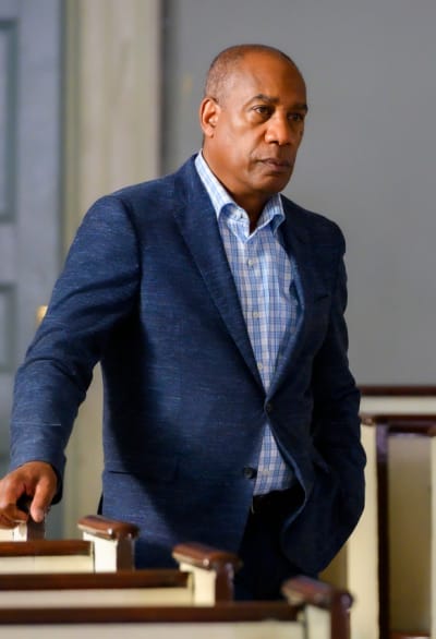 Papa Finer - God Friended Me Season 2 Episode 2