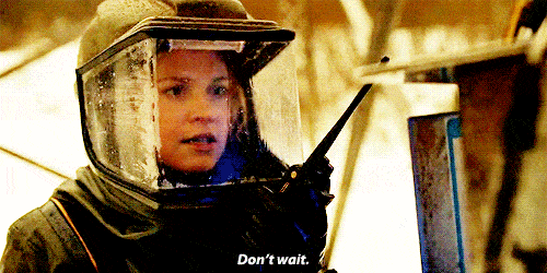 Clarke Makes the Ultimate Sacrifice to Save Her Friends - The 100