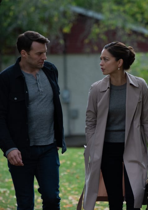 Joanna and Billy Make A Game Plan - Burden of Truth Season 3 Episode 5 ...