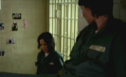 Weeds Season 7 Premiere Clip: Nancy-on-Inmate Action!