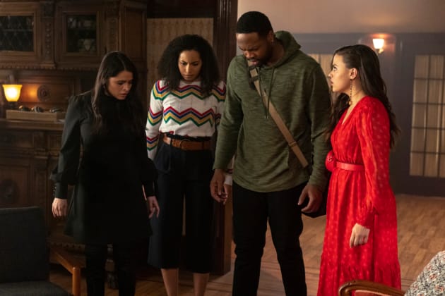 Charmed Season 1 Episode 18 Review The Replacement TV Fanatic