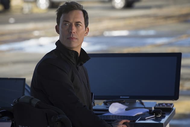 Harrison at the Controls - The Flash Season 1 Episode 1