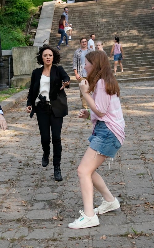 (TALL) A Frightened Suspect - Blue Bloods Season 10 Episode 1