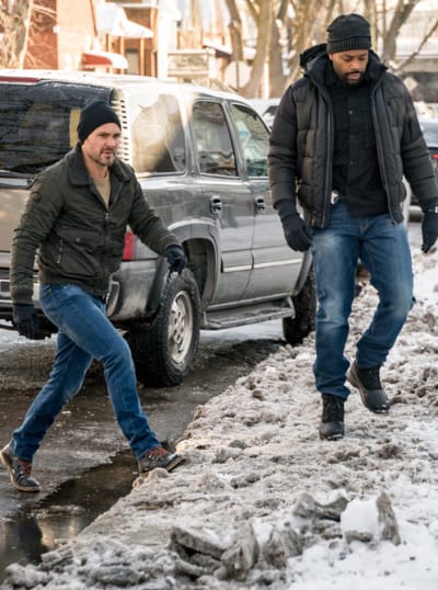 Make the Arrest - Chicago PD Season 8 Episode 8