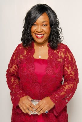 Shonda Rhimes Shonda Rhimes Discusses Season 3 Finale