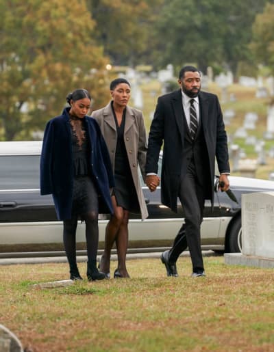 Funeral Guests - Black Lightning Season 2 Episode 12