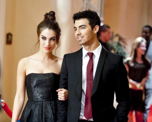 Joe Jonas on 90210