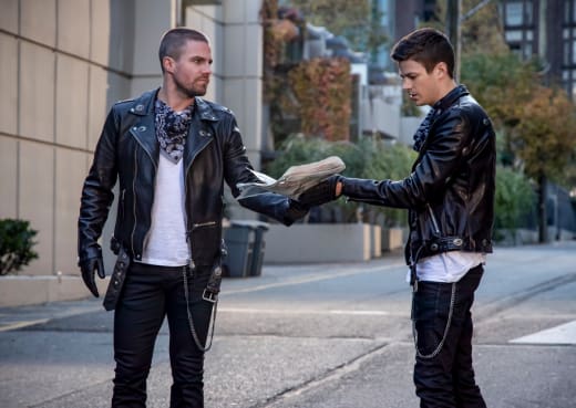 Twinsies! - Arrow Season 7 Episode 9