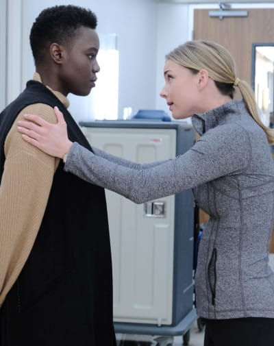 Nic Comforts Mina - Tall  - The Resident Season 3 Episode 10