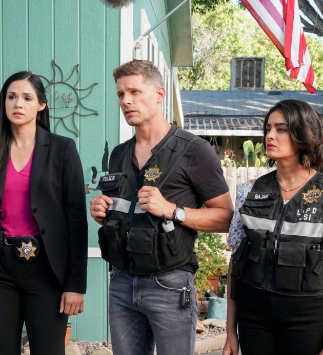 The Love Triangle - CSI: Vegas Season 2 Episode 3
