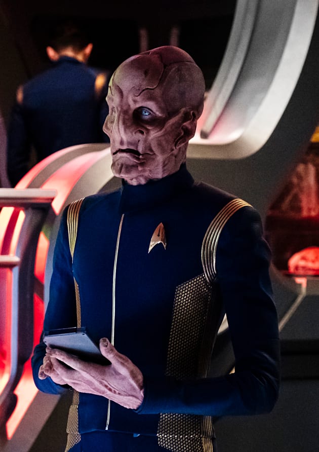 Taking Over the Com - Star Trek: Discovery Season 1 Episode 4