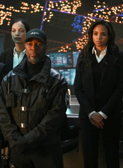 Crows - Batwoman Season 1 Episode 2