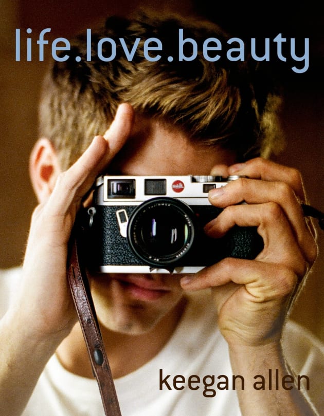 Keegan Allen's photo book - Pretty Little Liars