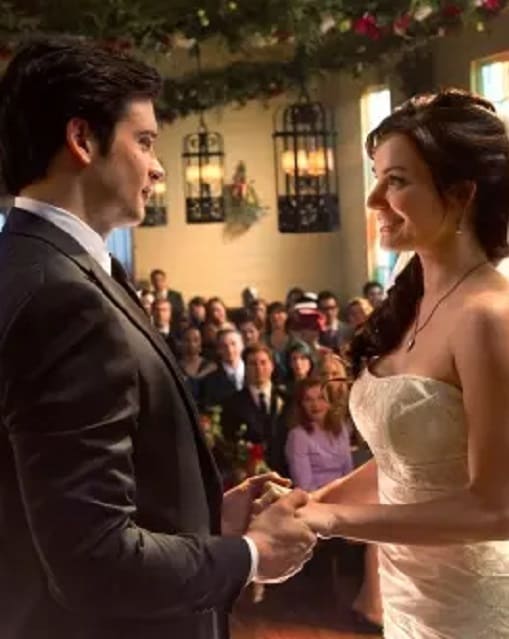 Smallville Finale Review The End of an Epic Journey TV Fanatic