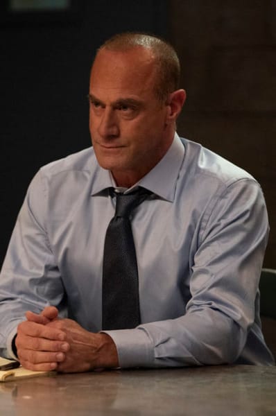 Christopher Meloni Returns - Law & Order: SVU Season 22 Episode 9