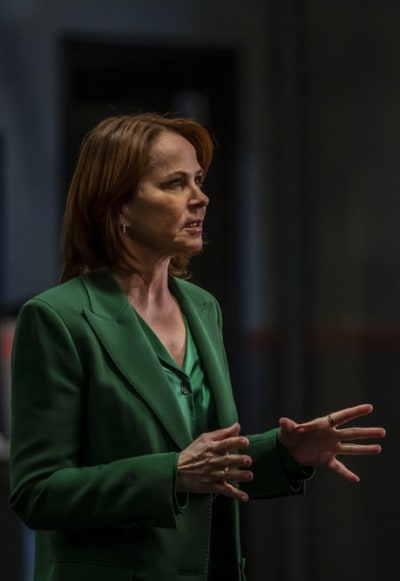 Busy Senator - The Blacklist Season 9 Episode 15