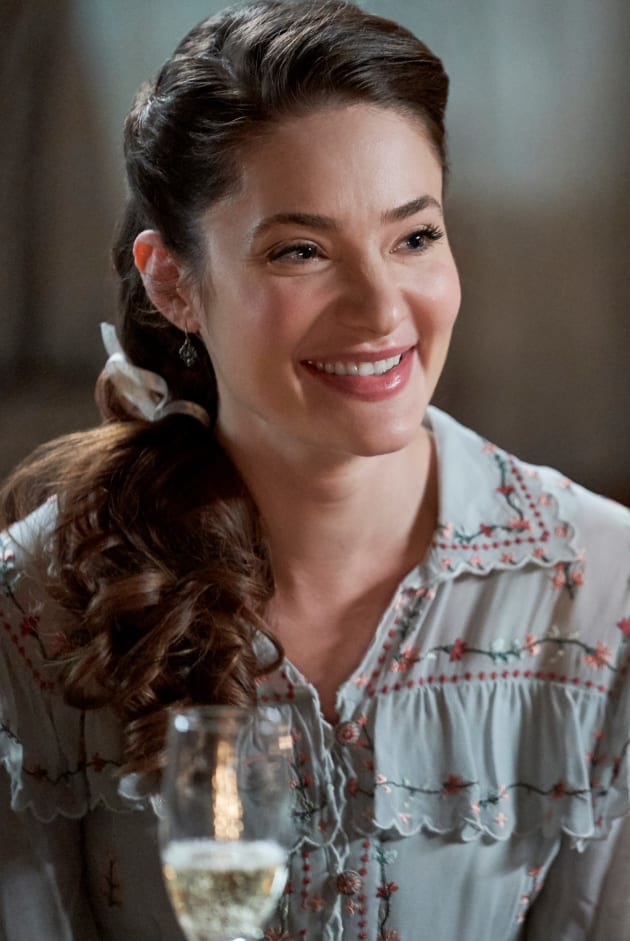 A Celebration When Calls The Heart Season 7 Episode 8 Tv Fanatic