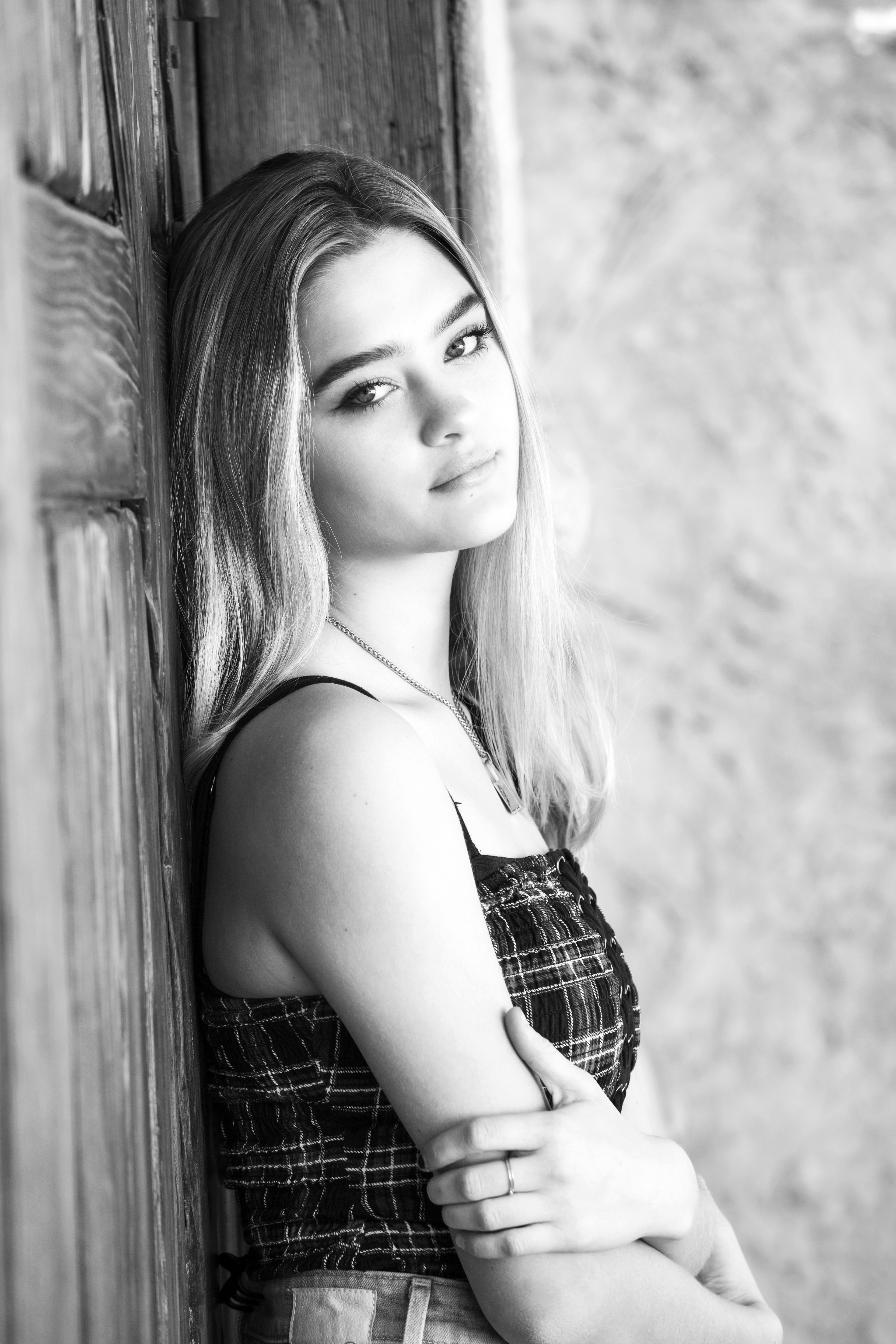 Picture of Lizzy Greene in Paradise Run - lizzy-greene-1518900191.jpg