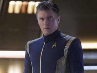 Vertical Pike Uniform - Star Trek: Discovery Season 2 Episode 2