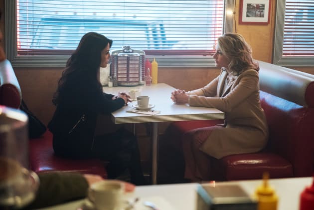Riverdale Season 1 Episode 8 Review The Outsiders Tv Fanatic