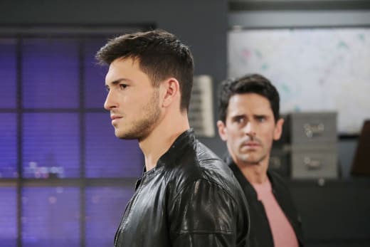 Closing In on Evan - Days of Our Lives