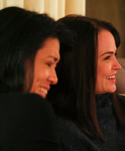 Sisters-in-Law - Tall  - A Million Little Things Season 2 Episode 16