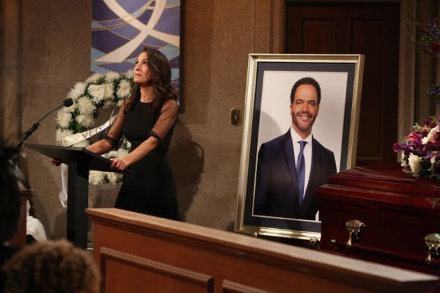 Lily Says Goodbye - The Young and the Restless