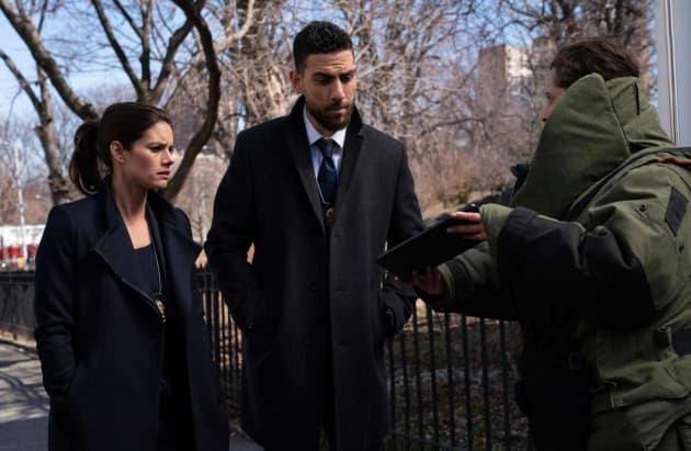 OA and Maggie - FBI Season 1 Episode 1
