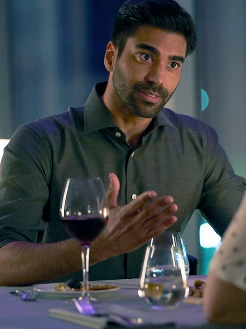 Kabir Trusts Dr. Hamilton - Nurses Season 1 Episode 6