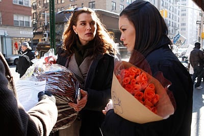 Wendy and Victory Come Bearing Gifts