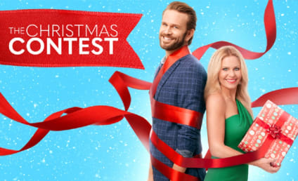The Christmas Contest Reunites Fuller House Stars Candace Cameron Bure and John Brotherton