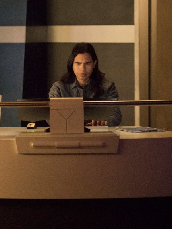 Cisco Ramon - The Flash Season 7 Episode 4