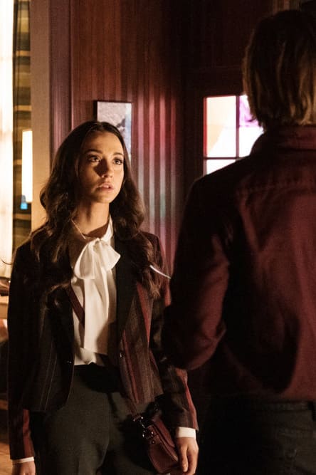 Julia - The Magicians Season 4 Episode 8