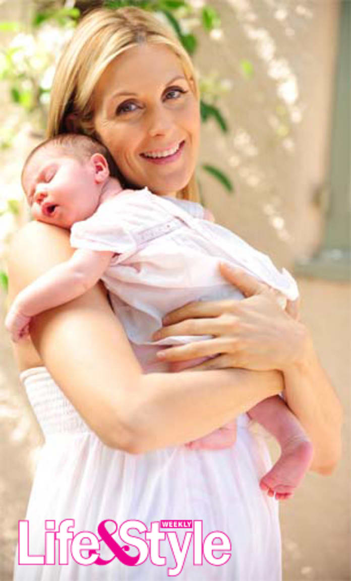 Cuteness Alert Kelly Rutherford And Helena Grace Tv Fanatic
