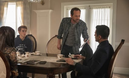 Riverdale Photo Preview: Never Mix Business With Politics