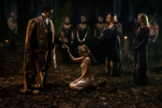 Watch chilling adventures shop of sabrina free online