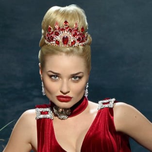 The Red Queen / Anastasia
