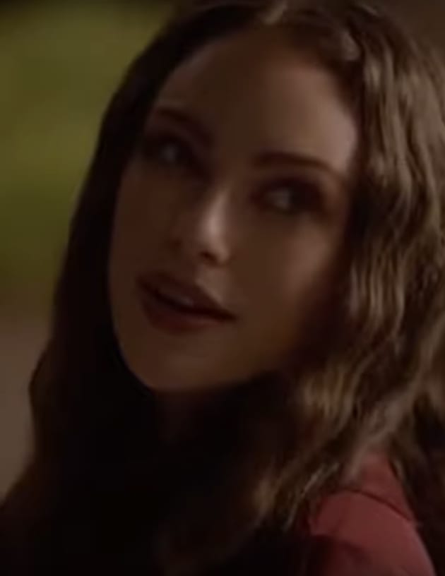 Hope Smirks - Legacies Season 4 Episode 6