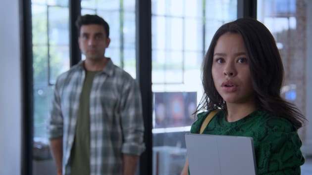 Good Trouble Season 3 Episode 1 Review: Capoeira - TV Fanatic