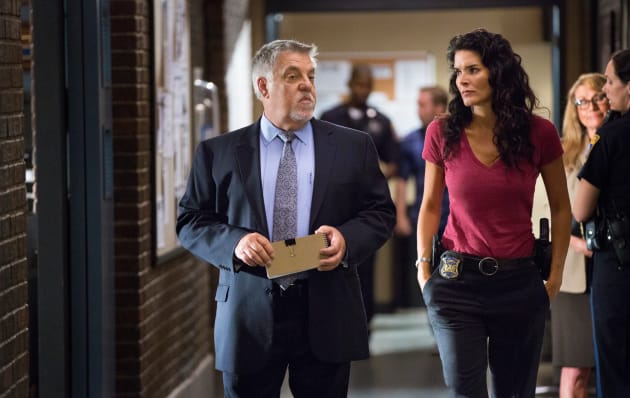 Watch rizzoli sales and isles online