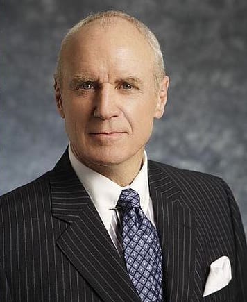 Alan Dale Image