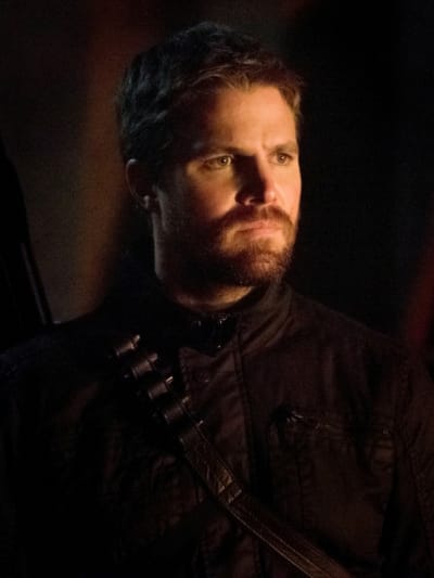 Oliver Queen - Arrow Season 8 Episode 3