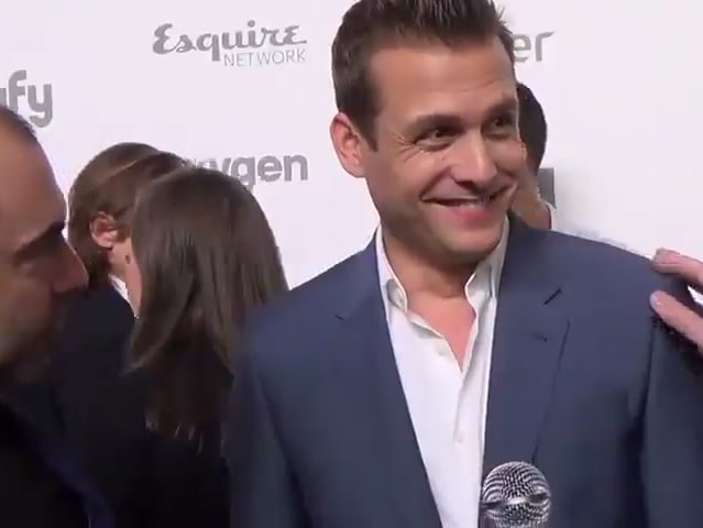 Rick Hoffman And Gabriel Macht Preview Return Of Suits Crack Us Up Tv Fanatic